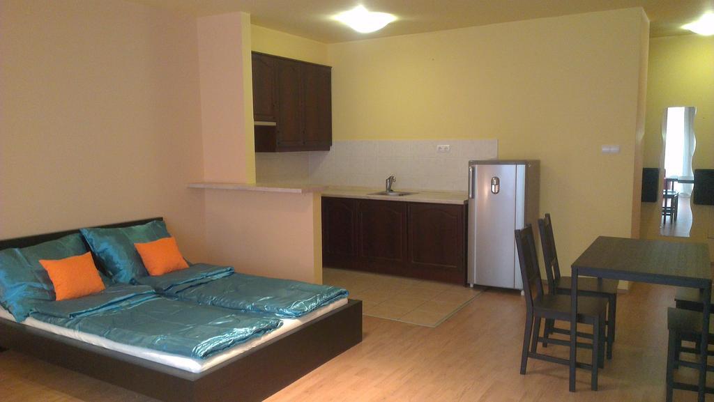 Apartman 4 You Wellness Budapest Zimmer foto